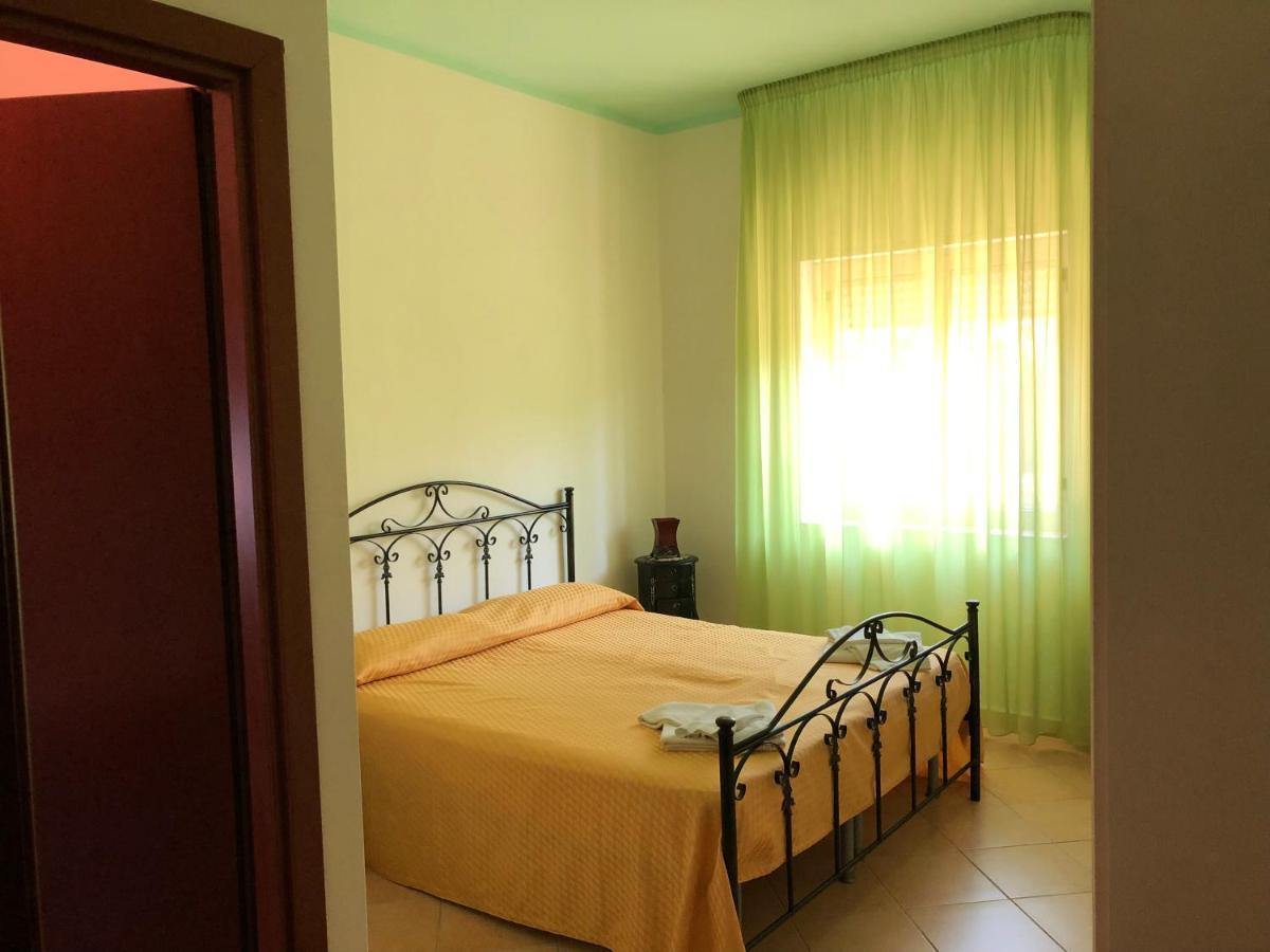 Bed & Breakfast "Camera A Sud" Каріаті Екстер'єр фото